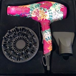 Hairdryer